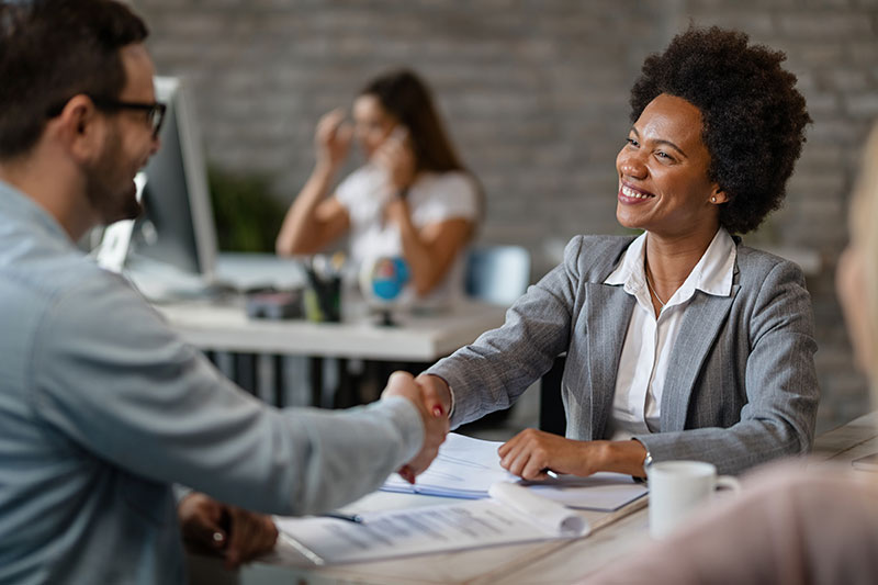 10 perguntas persuasivas para corretores de imóveis